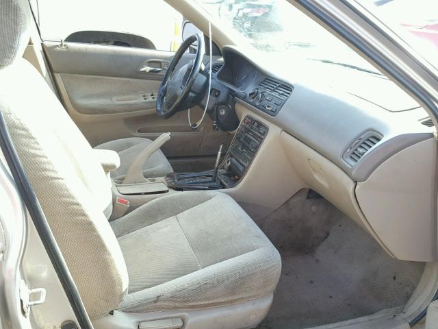 1HGCD5609VA194682 - 1997 HONDA ACCORD SE SILVER photo 5