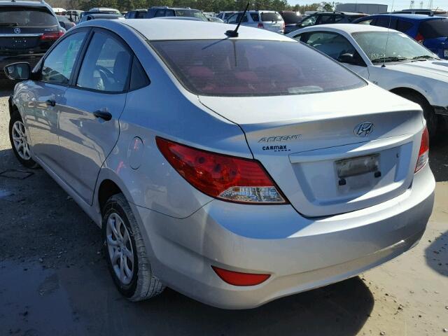 KMHCT4AE9CU078257 - 2012 HYUNDAI ACCENT GLS SILVER photo 3