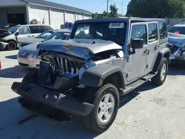 1C4BJWDG4GL123437 - 2016 JEEP WRANGLER U SILVER photo 2