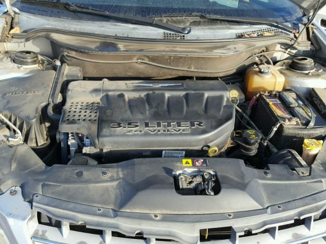 2C4GM68475R417688 - 2005 CHRYSLER PACIFICA T SILVER photo 7