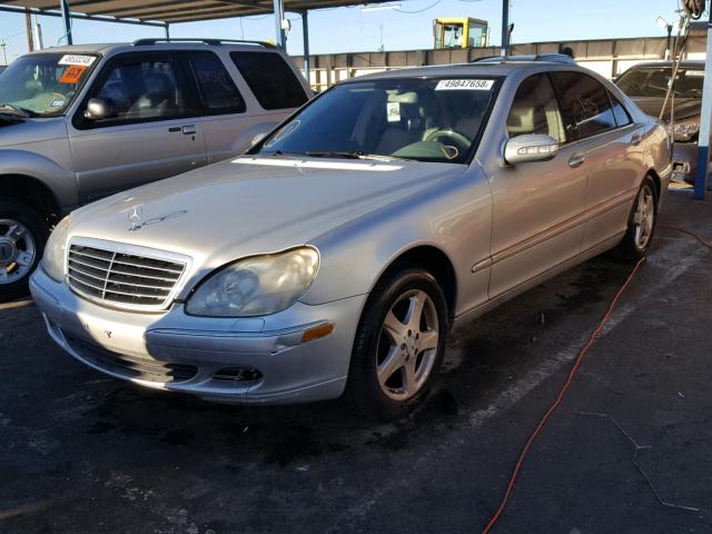 WDBNG70J24A413491 - 2004 MERCEDES-BENZ S 430 SILVER photo 2