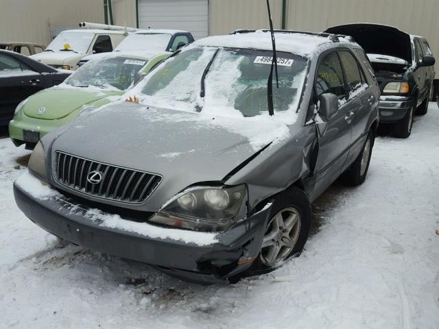 JT6HF10UXY0152347 - 2000 LEXUS RX 300 SILVER photo 2