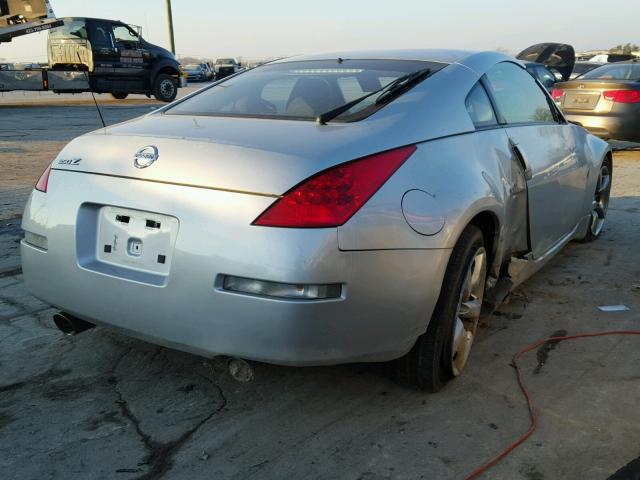 JN1BZ34D58M702397 - 2008 NISSAN 350Z COUPE SILVER photo 4