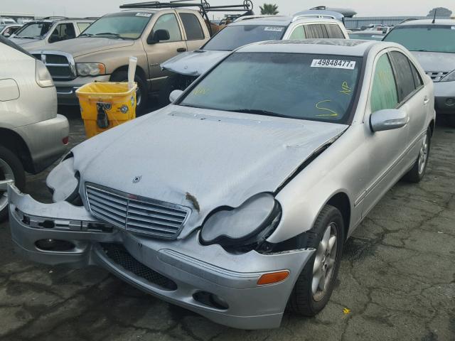 WDBRF64J82F283077 - 2002 MERCEDES-BENZ C 320 SILVER photo 2