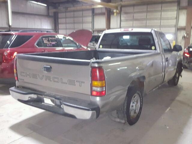 1GCEC14W8YE331537 - 2000 CHEVROLET SILVERADO GRAY photo 4