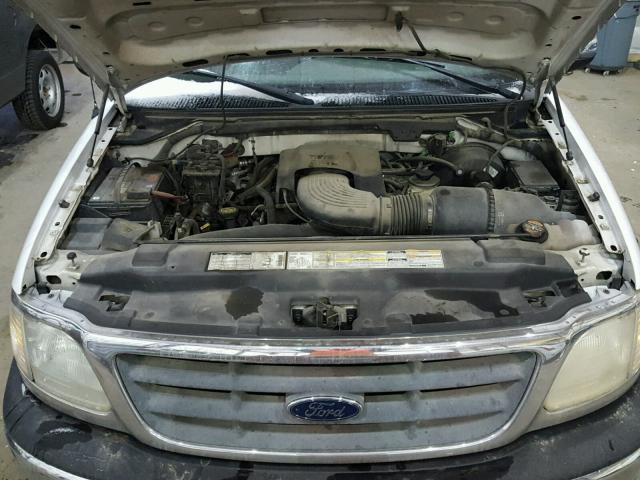 1FTRF17L5YNA29066 - 2000 FORD F150 WHITE photo 7