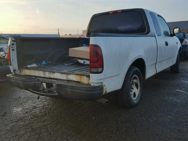 1FTRX17273NA22813 - 2003 FORD F150 WHITE photo 4