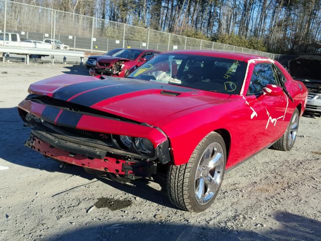 2C3CDYBT5DH535984 - 2013 DODGE CHALLENGER RED photo 2