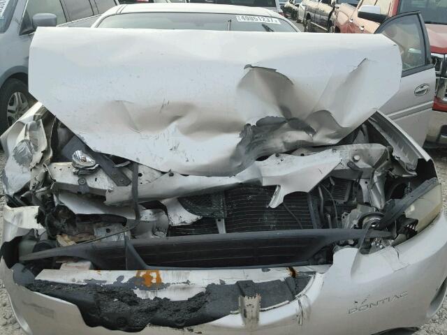 2G2WP552661248896 - 2006 PONTIAC GRAND PRIX Gümüş foto 7