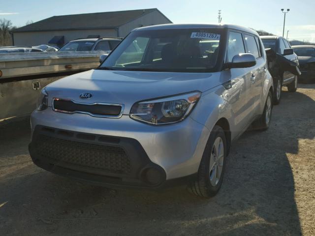 KNDJN2A22E7729908 - 2014 KIA SOUL SILVER photo 2