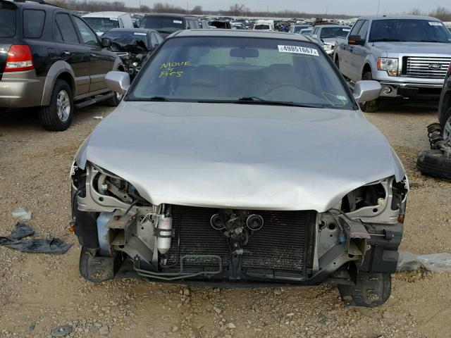 1HGCG1659XA006516 - 1999 HONDA ACCORD EX GOLD photo 9