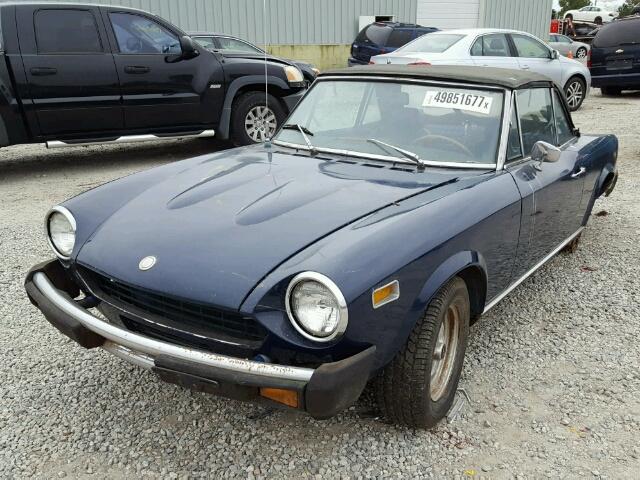 124CS10113304 - 1976 FIAT 124 BLUE photo 2