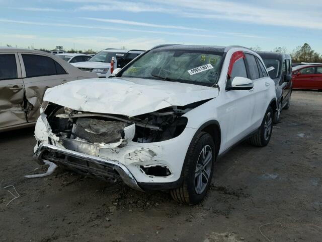 WDC0G4JB2HF237742 - 2017 MERCEDES-BENZ GLC 300 WHITE photo 2