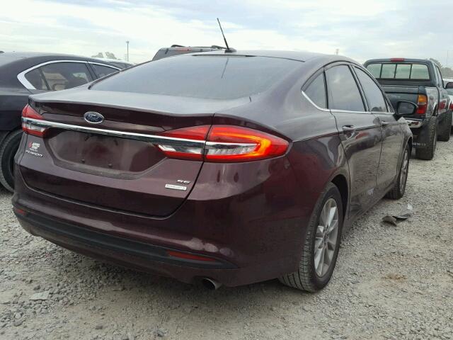 3FA6P0HD1HR246926 - 2017 FORD FUSION SE BURGUNDY photo 4