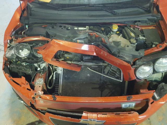 1G1JC5SH2D4187910 - 2013 CHEVROLET SONIC LT ORANGE photo 7