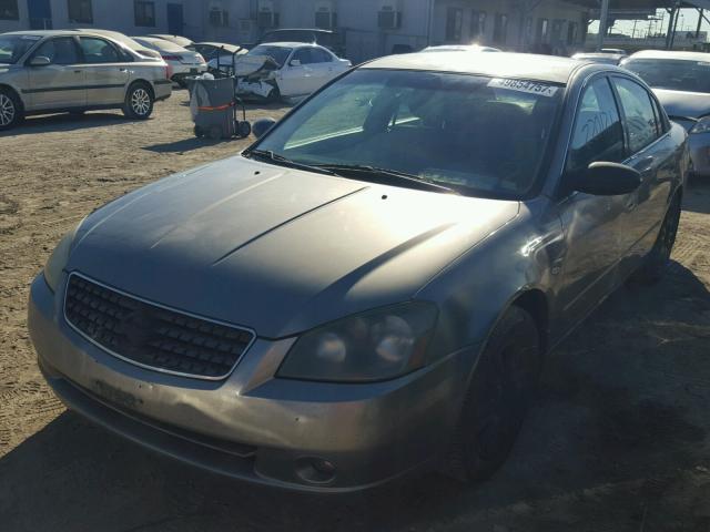 1N4AL11D55N499817 - 2005 NISSAN ALTIMA S SILVER photo 2