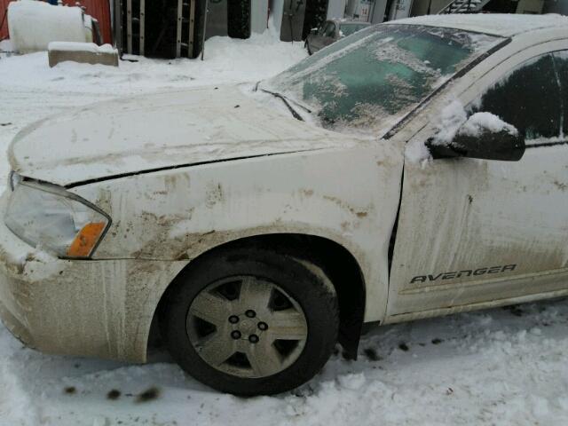 1B3LC46KX8N651009 - 2008 DODGE AVENGER SE WHITE photo 9