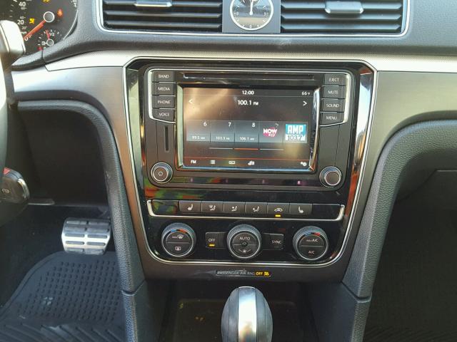 1VWDT7A39HC061722 - 2017 VOLKSWAGEN PASSAT R-L BLACK photo 9