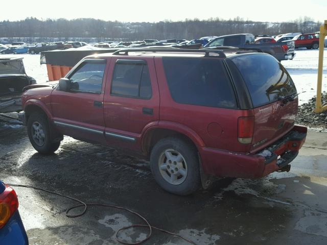 1GNDT13W6Y2142715 - 2000 CHEVROLET BLAZER RED photo 3