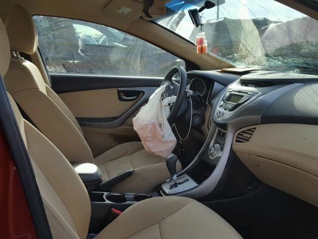 KMHDH4AE6BU158765 - 2011 HYUNDAI ELANTRA GL RED photo 5