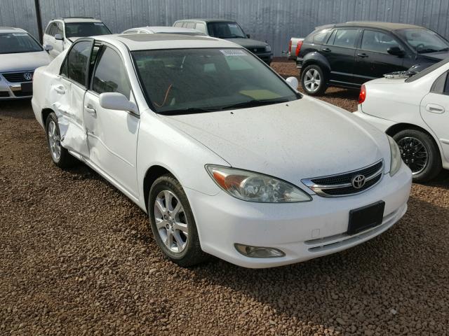 JTDBE30K540251454 - 2004 TOYOTA CAMRY LE WHITE photo 1