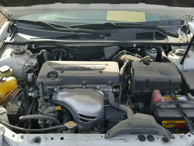 JTDBE30K540251454 - 2004 TOYOTA CAMRY LE თეთრი ფოტო 7