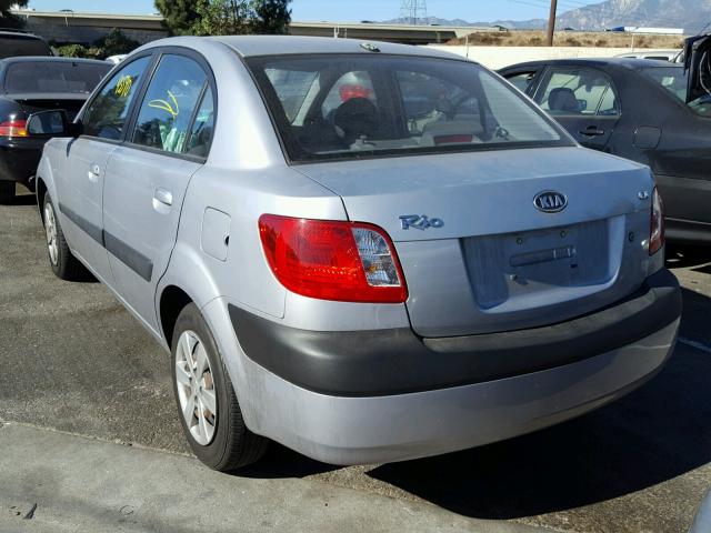 KNADE223596550730 - 2009 KIA RIO BASE SILVER photo 3