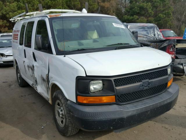 1GCFG15X461206412 - 2006 CHEVROLET EXPRESS G1 WHITE photo 1