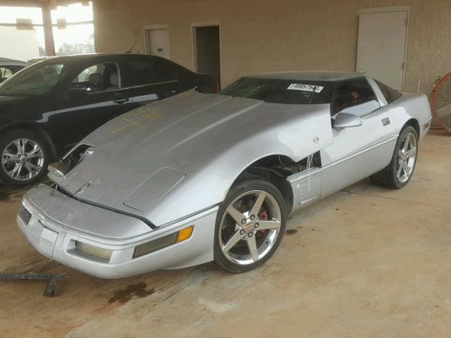 1G1YY22P8T5101112 - 1996 CHEVROLET CORVETTE SILVER photo 2