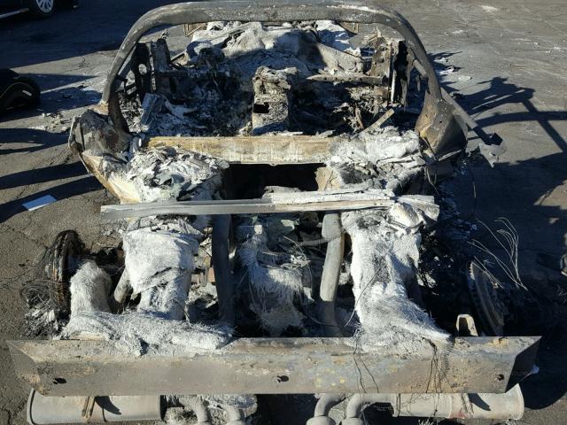 1G1YY12S815105463 - 2001 CHEVROLET CORVETTE Z BURN photo 6