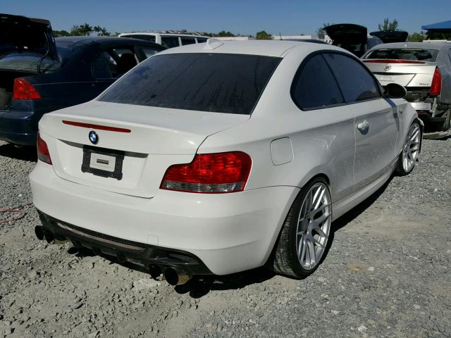 WBAUC73519VK94823 - 2009 BMW 135 I WHITE photo 4