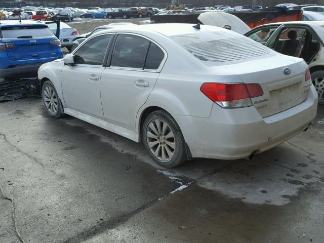 4S3BMDL64B2214498 - 2011 SUBARU LEGACY 3.6 WHITE photo 3