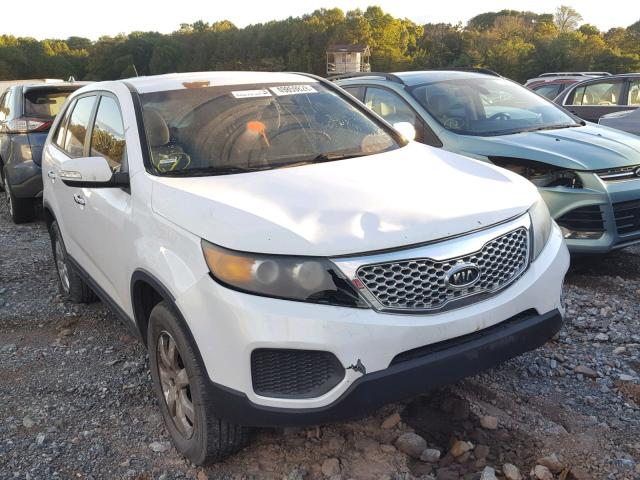 5XYKT3A16BG035471 - 2011 KIA SORENTO BA WHITE photo 1