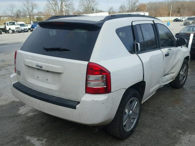 1J8FF47W27D123479 - 2007 JEEP COMPASS WHITE photo 4