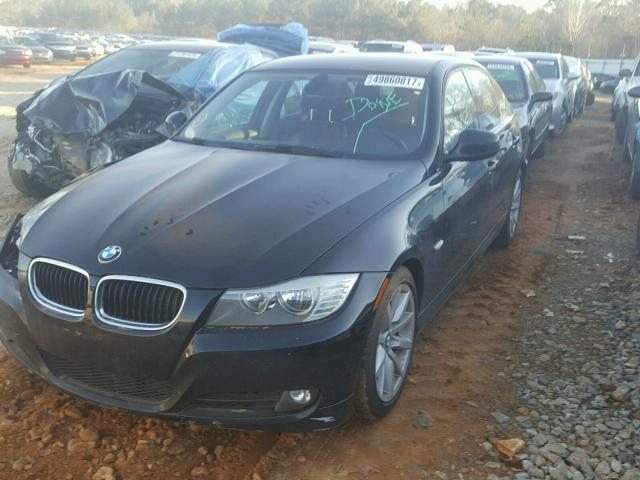 WBAPH7C57BE850993 - 2011 BMW 328 I BLACK photo 2