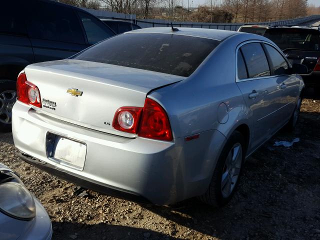 1G1ZG57B79F105256 - 2009 CHEVROLET MALIBU LS SILVER photo 4