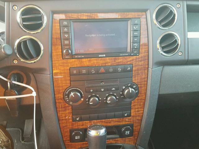 1J4RG5GT0AC108743 - 2010 JEEP COMMANDER BLACK photo 9