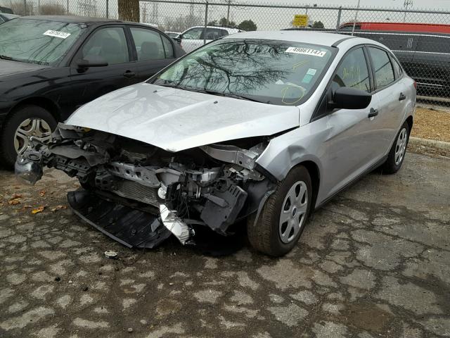 1FADP3E21GL229083 - 2016 FORD FOCUS S SILVER photo 2