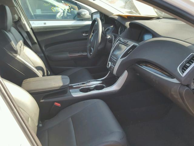 19UUB2F57HA007397 - 2017 ACURA TLX TECH WHITE photo 5