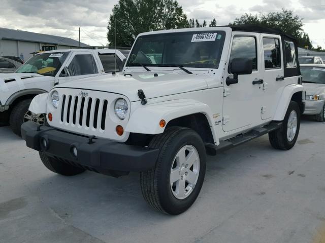 1J4BB5H13AL200314 - 2010 JEEP WRANGLER U WHITE photo 2