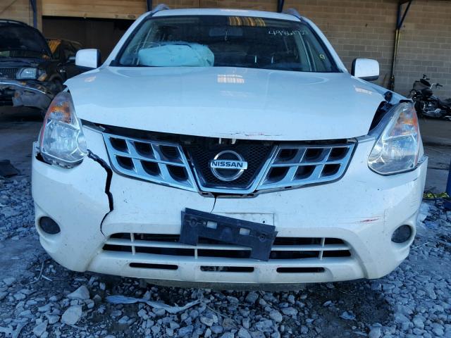 JN8AS5MT4DW545433 - 2013 NISSAN ROGUE S WHITE photo 9