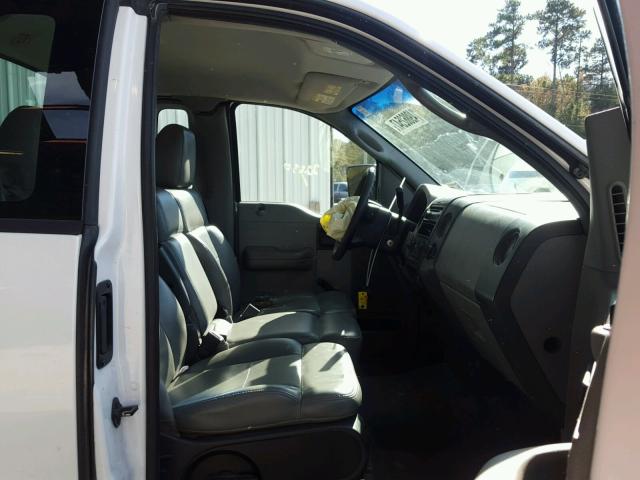 1FTRF12W98KD43824 - 2008 FORD F150 WHITE photo 5