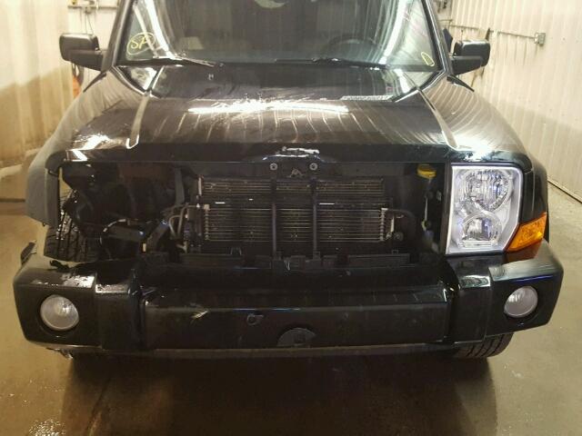 1J8HG58236C233498 - 2006 JEEP COMMANDER BLACK photo 9