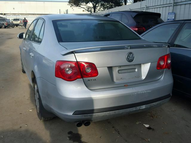 3VWPG71K26M666069 - 2006 VOLKSWAGEN JETTA VALU SILVER photo 3