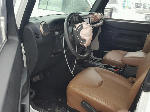 1C4AJWBG9HL537006 - 2017 JEEP WRANGLER S 白色 照片 9