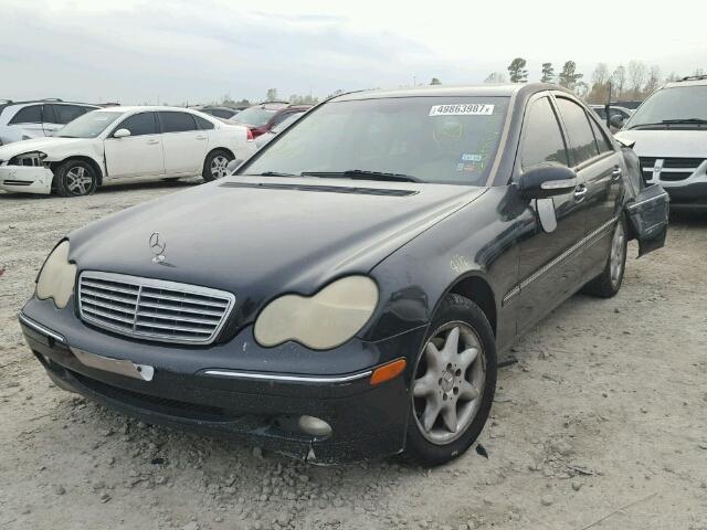 WDBRF64JX4F455628 - 2004 MERCEDES-BENZ C 320 BLACK photo 2