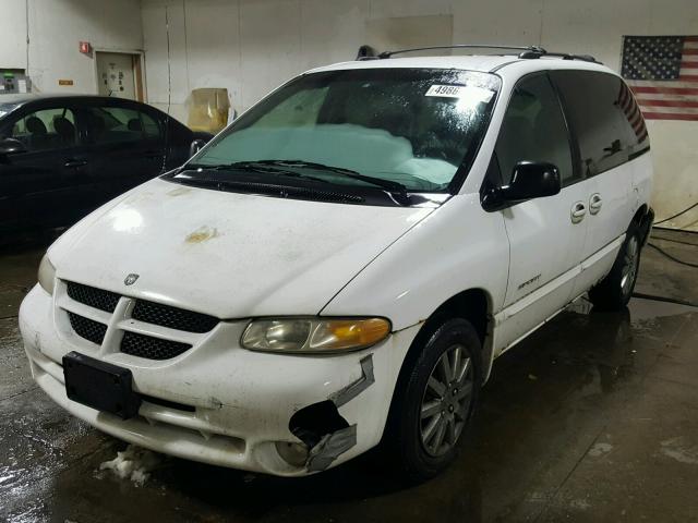 2B4GP45G7YR595306 - 2000 DODGE CARAVAN SE WHITE photo 2