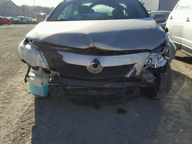 1NXBU40E59Z057974 - 2009 TOYOTA COROLLA BA GOLD photo 9
