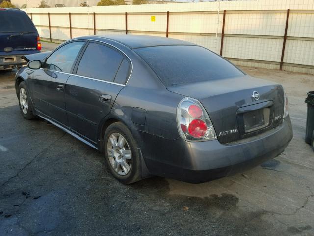 1N4AL11D15C272118 - 2005 NISSAN ALTIMA S CHARCOAL photo 3