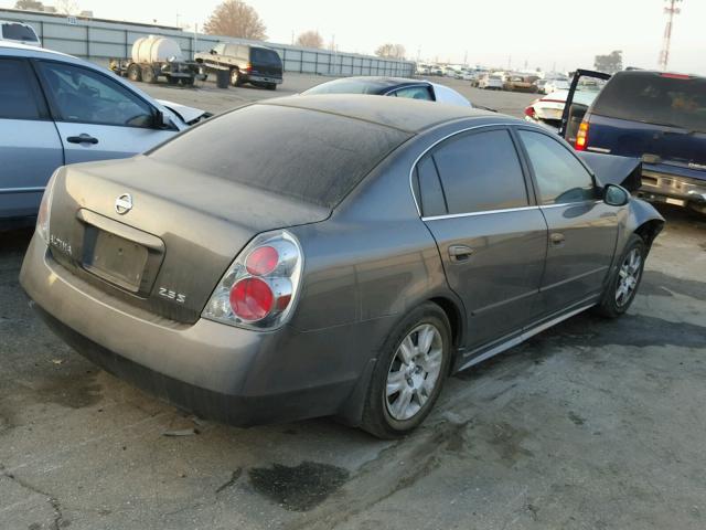 1N4AL11D15C272118 - 2005 NISSAN ALTIMA S CHARCOAL photo 4